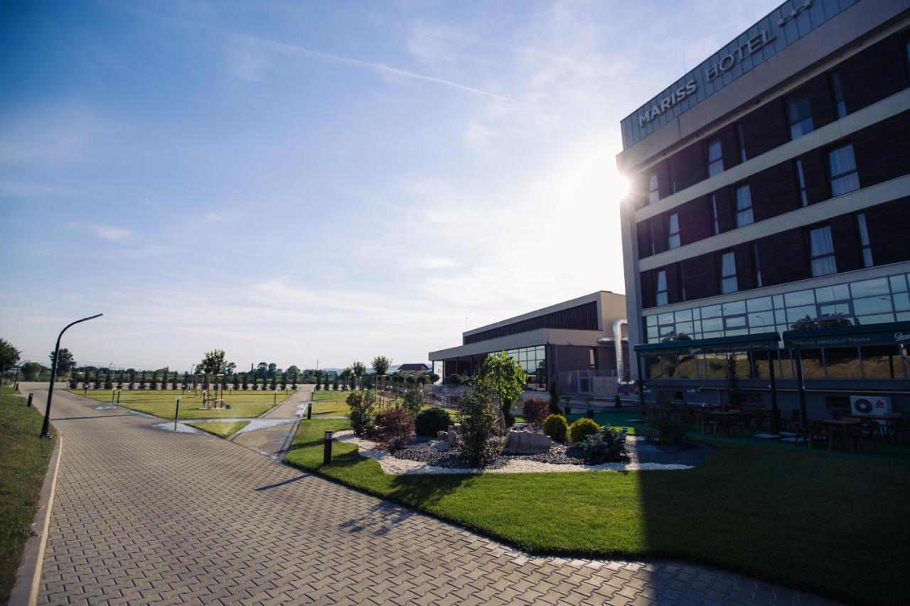 Hotel Mariss Alba Iulia Exterior foto